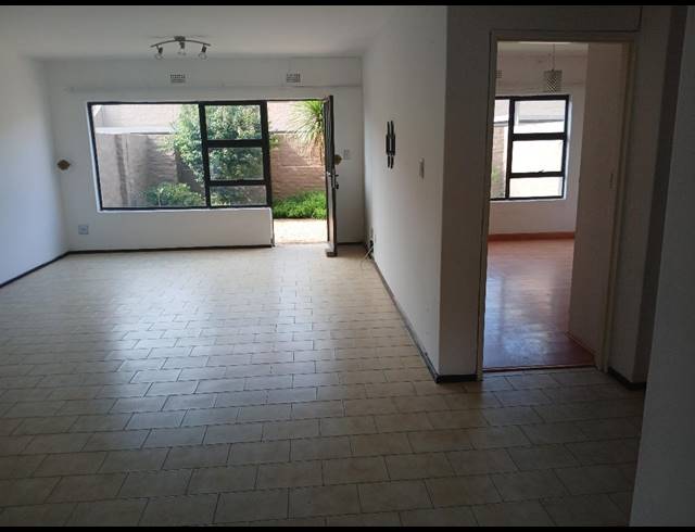 2 bed property to rent in ORMONDE